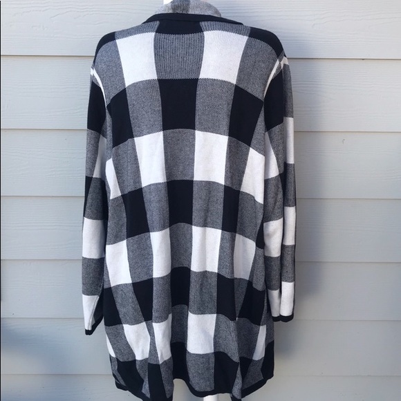 Jones New York Plaid Cardigan White/Black Buffalo Plaid (3X) - Picture 4 of 6